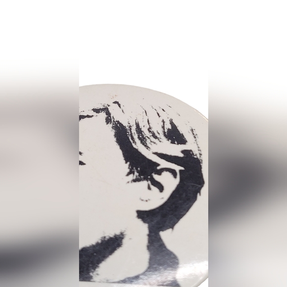 Vintage Andy Warhol Pin - Picture 7 of 9